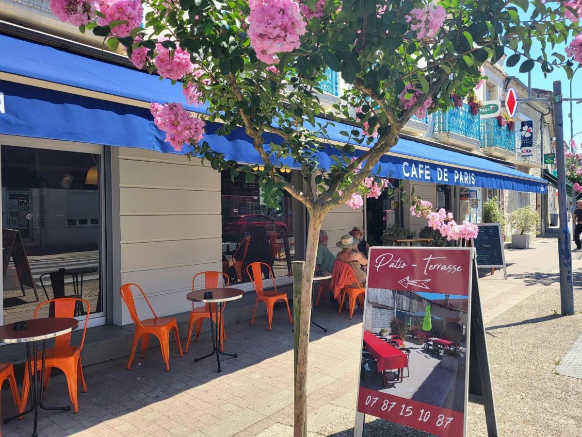 Cafe De Paris Ξενοδοχείο Lesparre-Médoc Εξωτερικό φωτογραφία